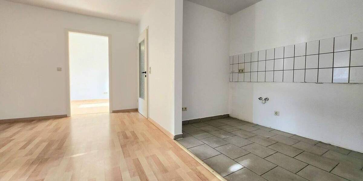 Etagenwohnung Oschersleben - 2 Zimmer, 42 m&sup2;, 380&euro; | Angebot:26065310