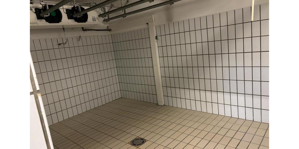 Gewerbeobjekt Deggendorf - 800&euro; | Angebot:25049083