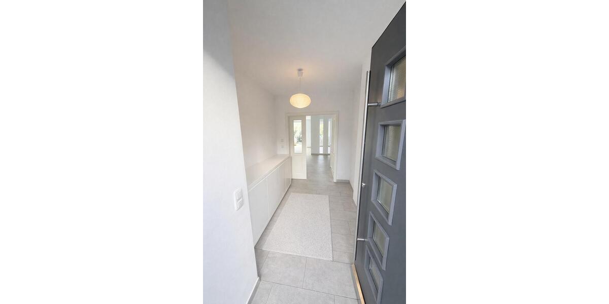 Doppelhaushälfte Gräfelfing - 6 Zimmer, 180 m&sup2;, 3.500&euro; | Angebot:25876664