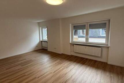 KL-Citynähe Kolpingplatz - Komplett sanierte 2 Zimmerwohnung mit Balkon und schönem Garten 2 zimmer
