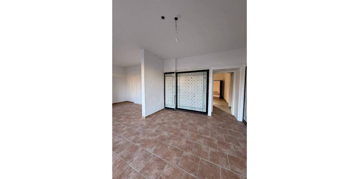 Gewerbeobjekt Fürth Nordstadt - 5 Zimmer, 120 m&sup2;, 1.080&euro; | Angebot:26859104