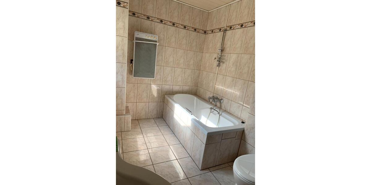 Einfamilienhaus Mannheim Feudenheim - 9 Zimmer, 180 m&sup2;, 450&euro; | Angebot:26089094