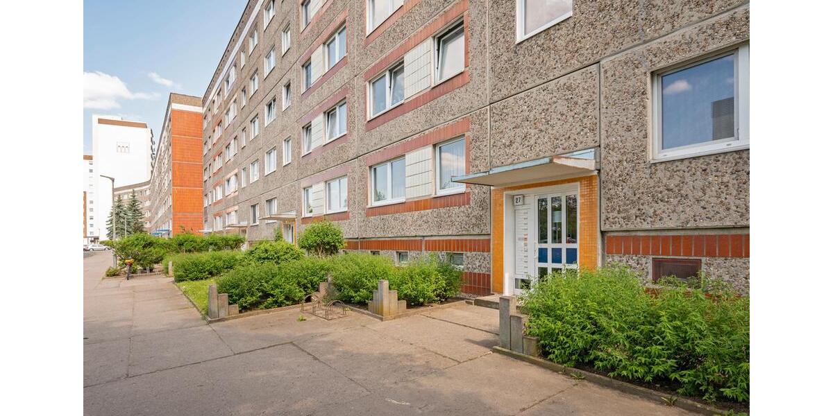 Etagenwohnung Neubrandenburg Datzeberg - 3 Zimmer, 63 m&sup2;, 300&euro; | Angebot:26278039