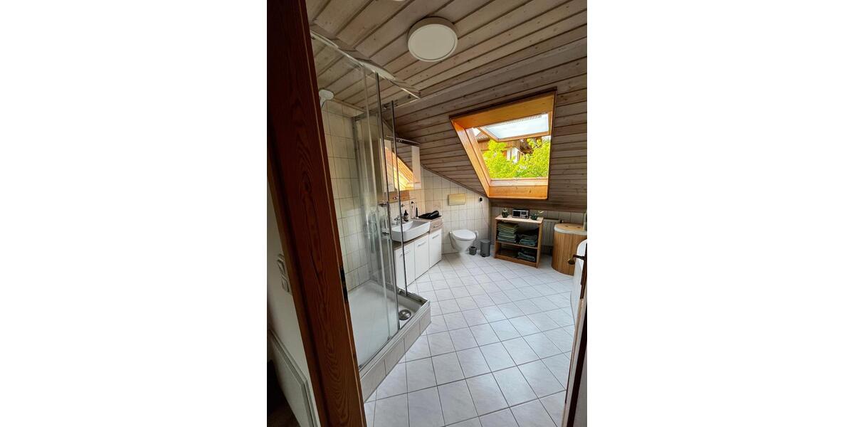 Dachgeschoßwohnung Diespeck - 4 Zimmer, 95 m&sup2;, 665&euro; | Angebot:26546291