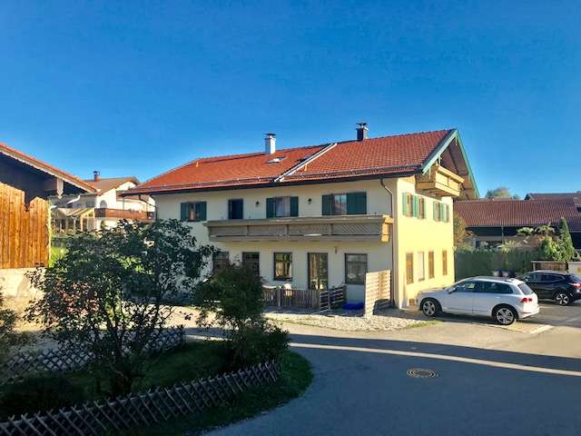 Wohnung zum Mieten in Vachendorf 980 € 90 m²