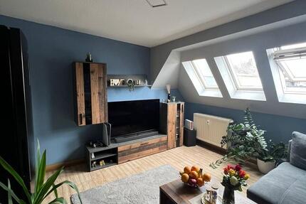 Helle 2 Zimmer Wohnung im Zentrum mit Tageslichtbad und EBK zimmer