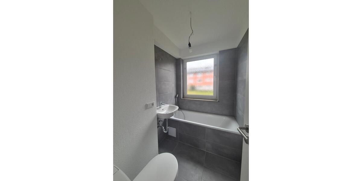 Etagenwohnung Eschwege - 3 Zimmer, 67 m&sup2;, 500&euro; | Angebot:26066343