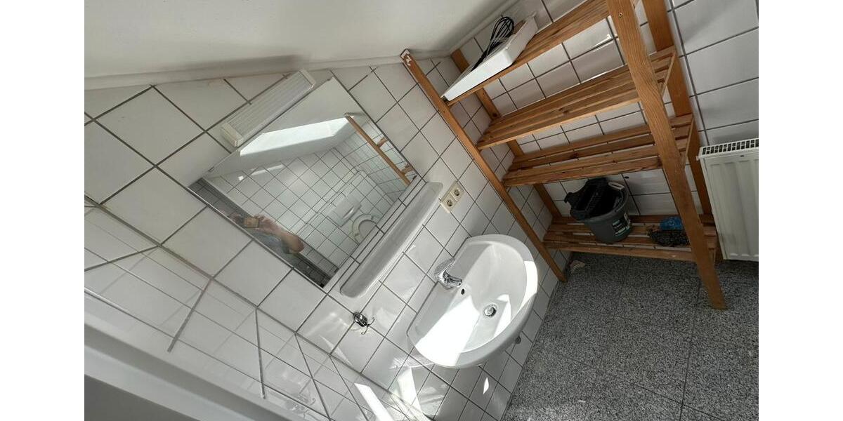 Etagenwohnung Dasing - 1 Zimmer, 20 m&sup2;, 495&euro; | Angebot:26284482