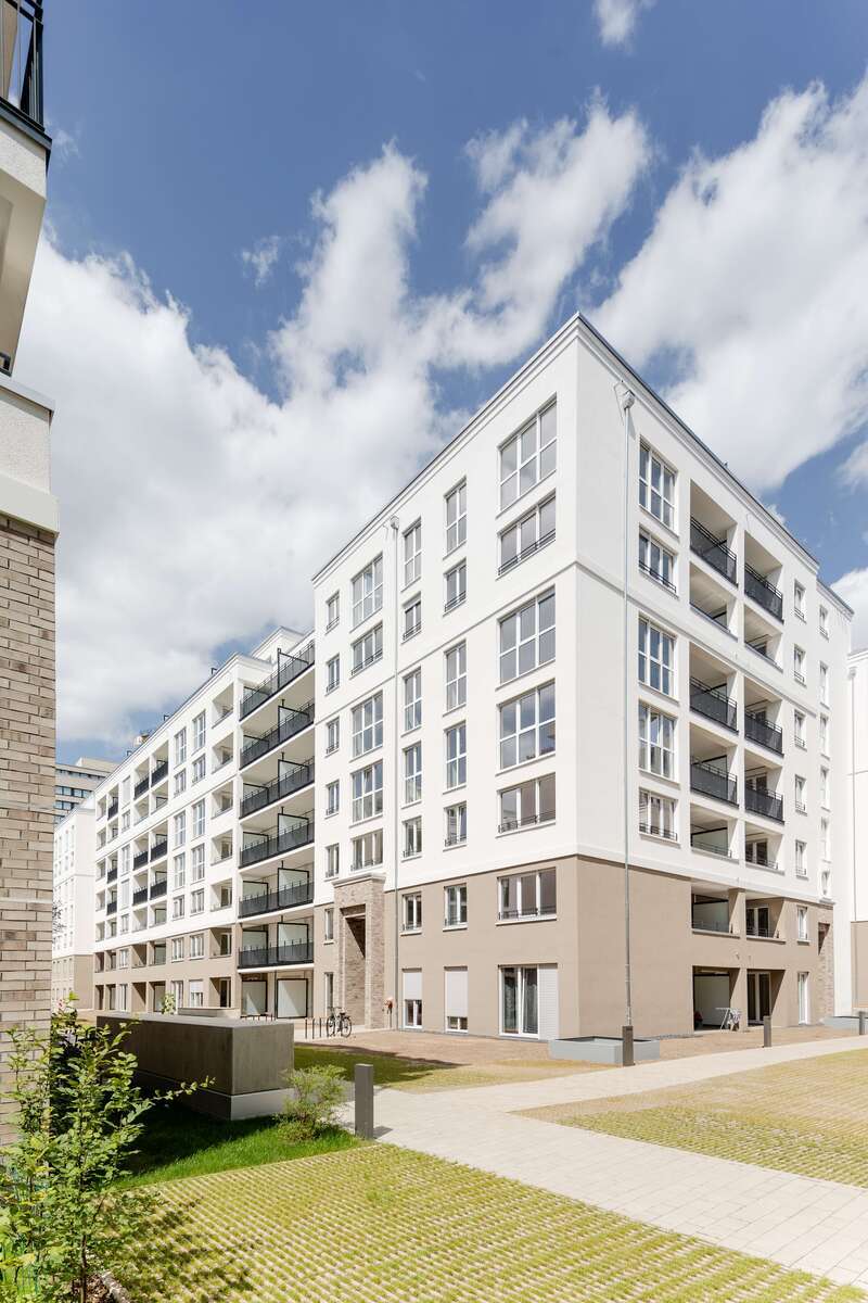 Wohnung zum Mieten in Frankfurt am Main 727,56 € 20.21 m² 1 zimmer