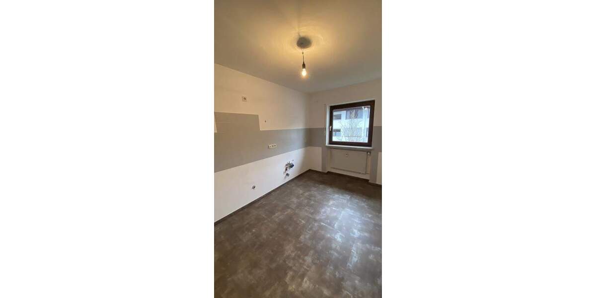 Etagenwohnung Weilheim in Oberbayern Weilheim - 4 Zimmer, 120 m&sup2;, 1.800&euro; | Angebot:24483788