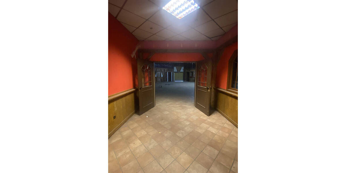 Große Gewerbefläche im Singener Industriegebiet zimmer