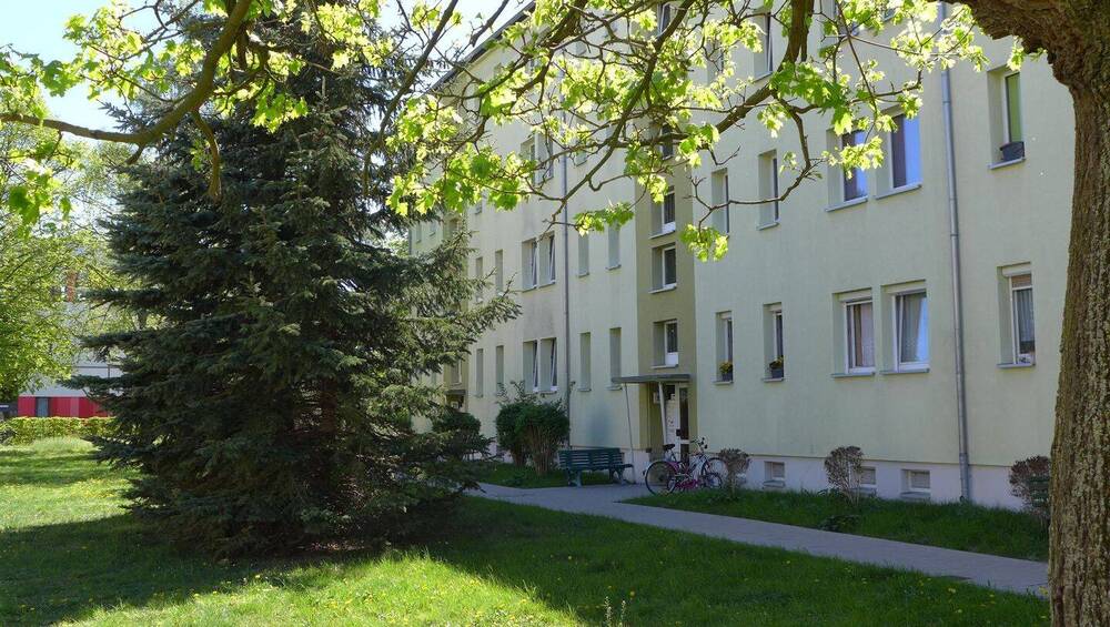Etagenwohnung Borna - 2 Zimmer, 45 m&sup2;, 272&euro; | Angebot:24820656
