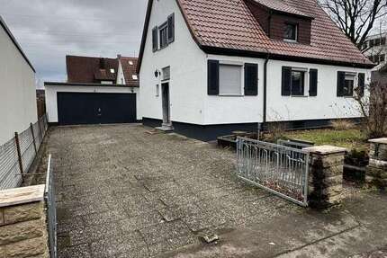 Haus zum Mieten in Sindelfingen 2.830 € 180 m²