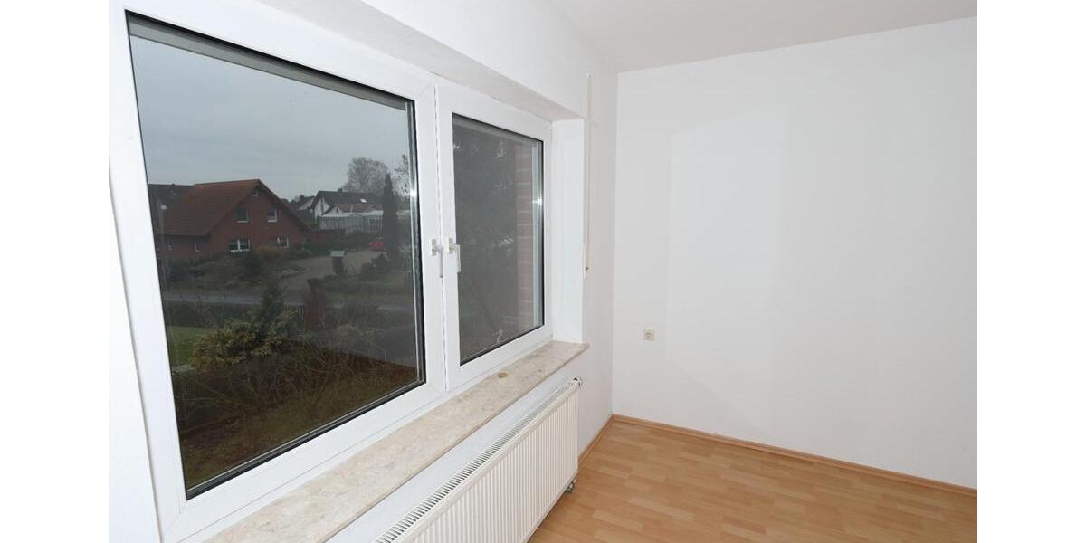 Etagenwohnung Lügde - 3 Zimmer, 88 m&sup2;, 500&euro; | Angebot:25991599