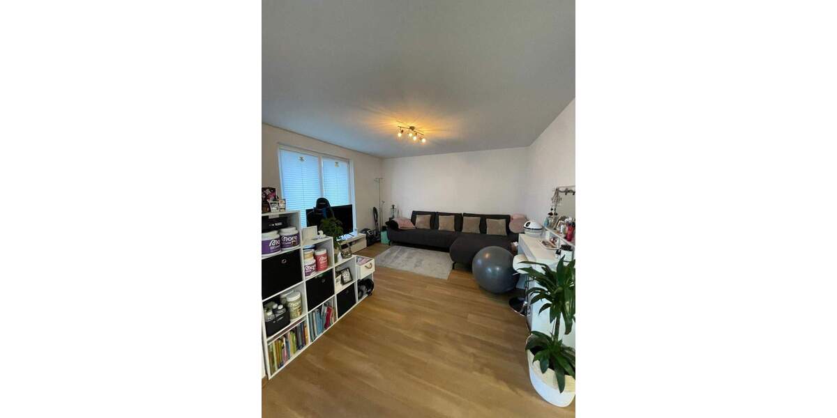 Etagenwohnung Kehl - 2 Zimmer, 71 m&sup2;, 860&euro; | Angebot:25094767