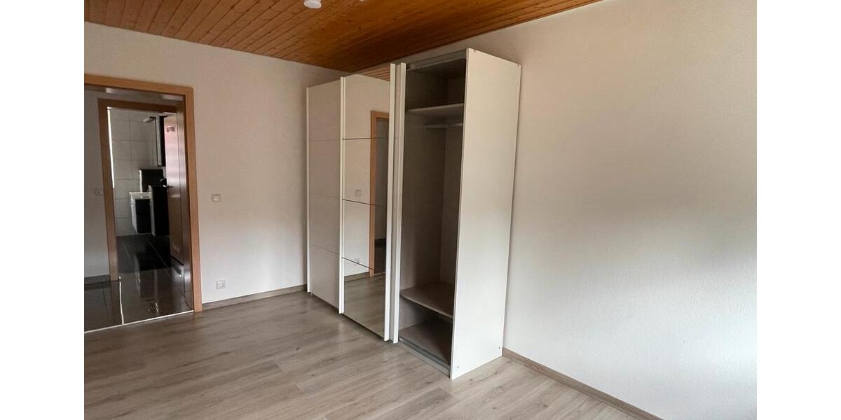 Etagenwohnung Rothenburg ob der Tauber - 4 Zimmer, 97 m&sup2;, 1.050&euro; | Angebot:26610677
