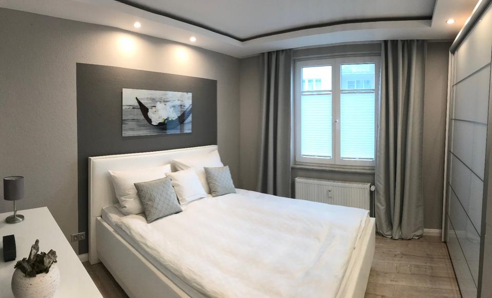 Möblierte, hochwertige Terrassen Wohnung - inkl. NK u Stellplatz zimmer