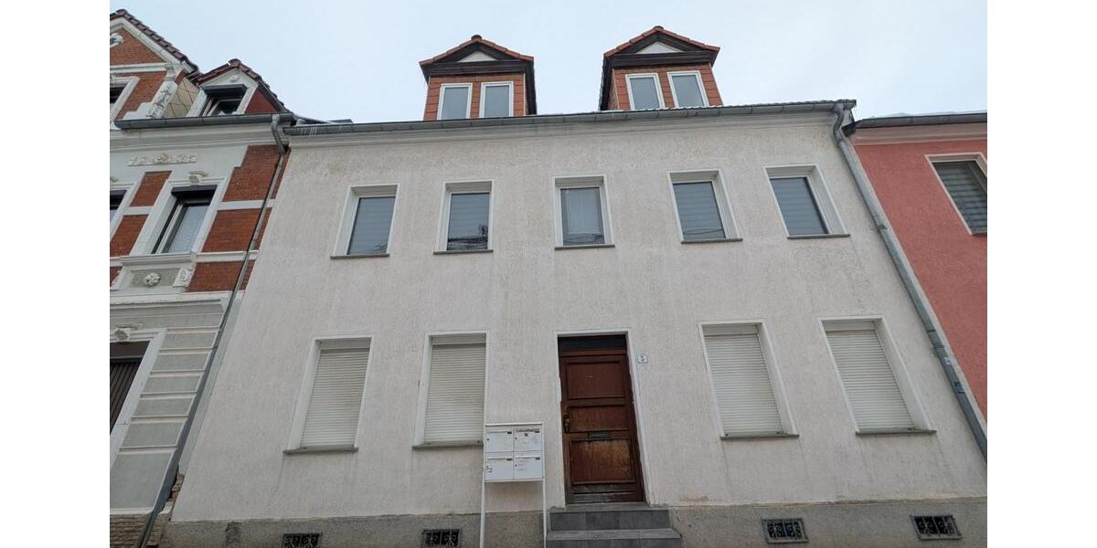 Dachgeschoßwohnung Aschersleben - 3 Zimmer, 70 m&sup2;, 400&euro; | Angebot:24815707