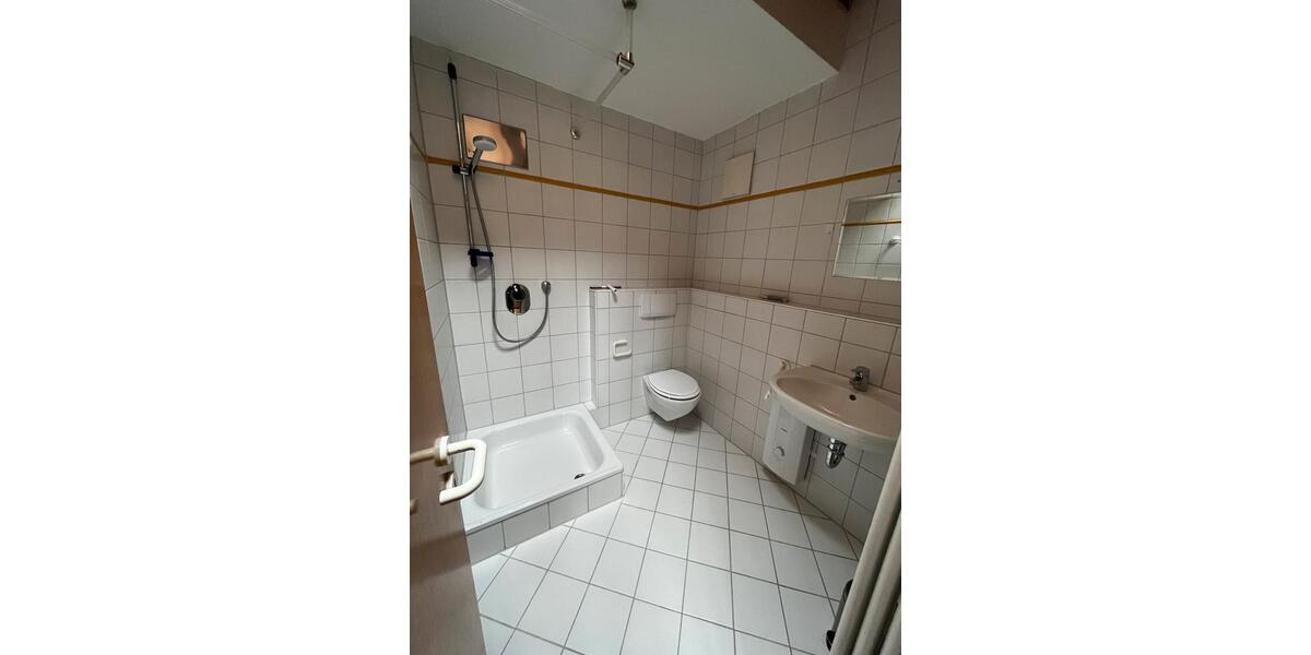 Maisonettenwohnung Friedrichshafen - 2 Zimmer, 38 m&sup2;, 800&euro; | Angebot:25164163
