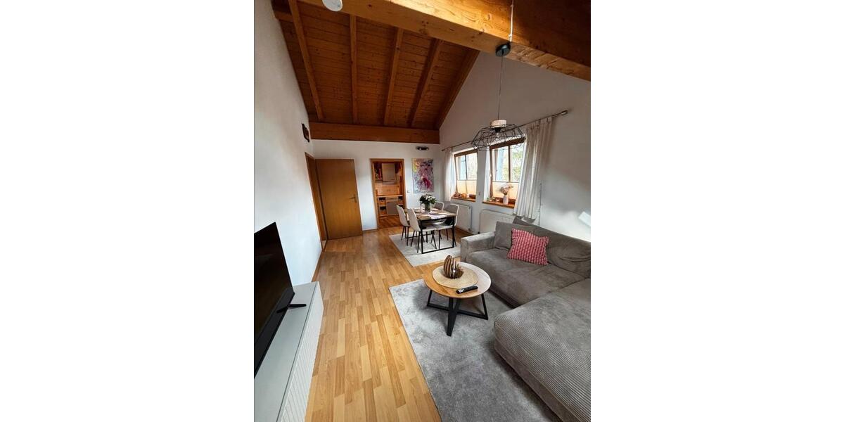 Dachgeschoßwohnung Zwiesel - 2 Zimmer, 60 m&sup2;, 480&euro; | Angebot:26624116