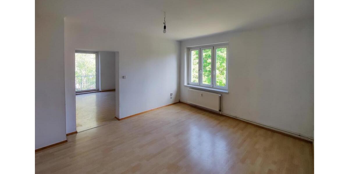 5 ZKB mit Balkon im 1.OG eines Mehrfamilienhauses mit 2x Bad 5 zimmer