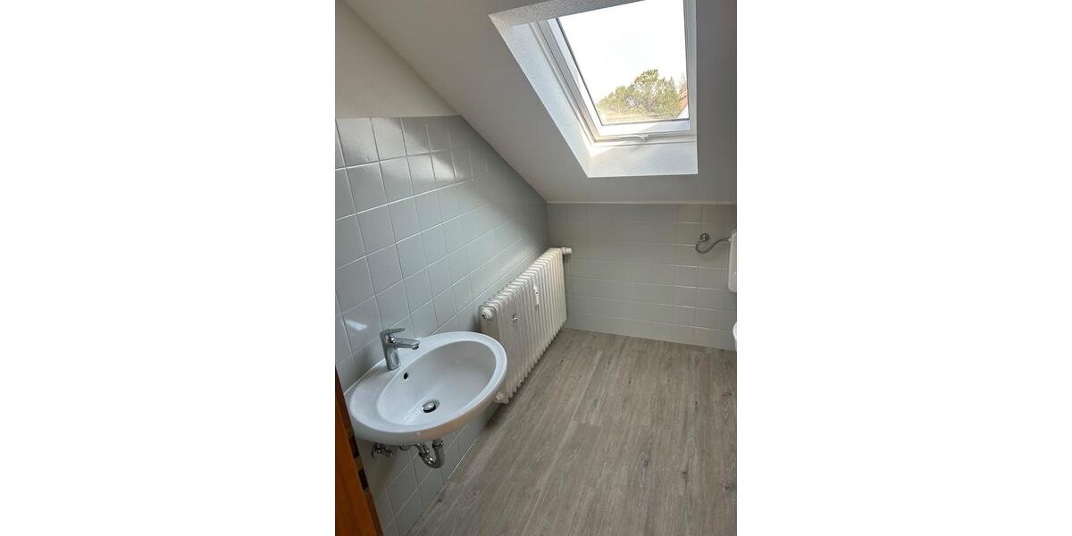 Dachgeschoßwohnung Bad Kissingen - 3 Zimmer, 75 m&sup2;, 630&euro; | Angebot:26039149