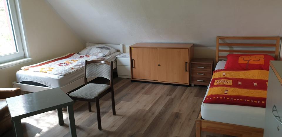 Wohnen auf Zeit Werther (Westfahlen) - 9 Zimmer, 200 m&sup2;, 689&euro; | Angebot:18265263