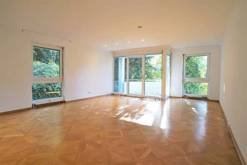 Wohnung zum Mieten in Wiesbaden 1.390 € 94 m² 3 zimmer