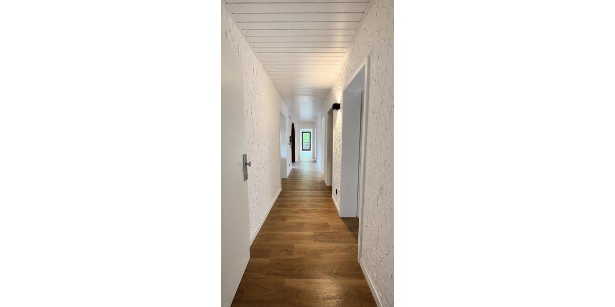 Dachgeschoßwohnung Otterbach - 4 Zimmer, 120 m&sup2;, 1.250&euro; | Angebot:26115257