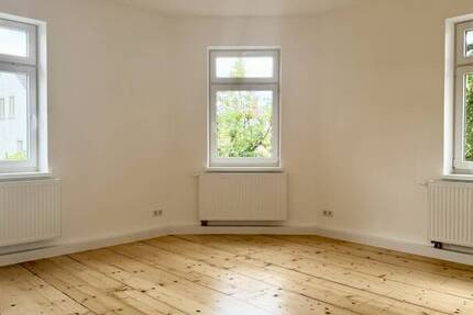 ++ sanierte 4-RaumWohnung in ruhiger Lage ++