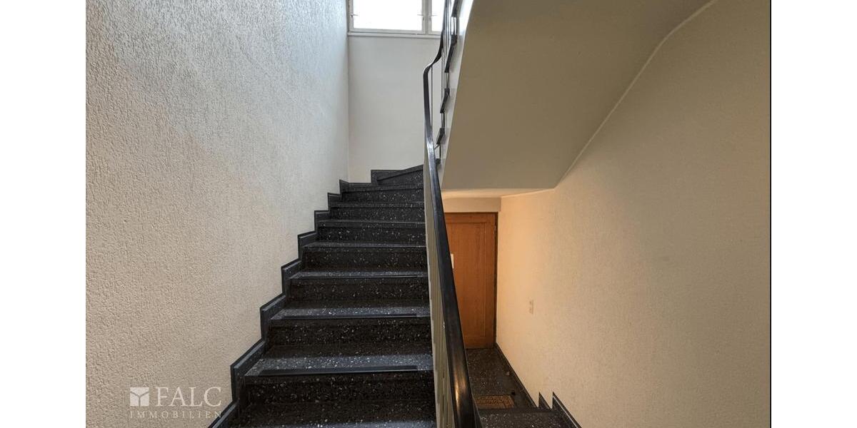 Dachgeschoßwohnung Essen Stadtbezirk VIII - 1 Zimmer, 50 m&sup2;, 600&euro; | Angebot:26547037