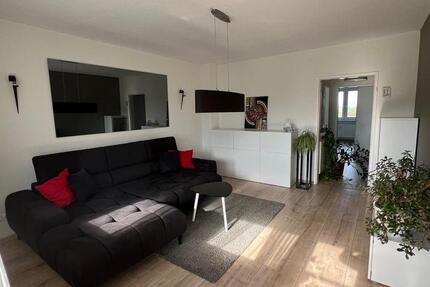 Möblierte, gut geschnittene 76m² 3-ZKB Wohnung zimmer