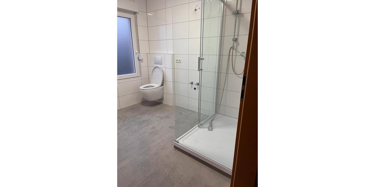 Etagenwohnung Windeck - 4 Zimmer, 111 m&sup2;, 850&euro; | Angebot:25780036