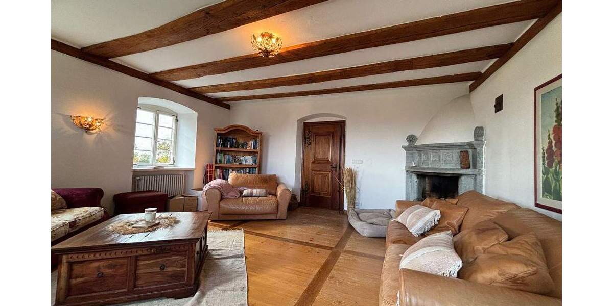 Einfamilienhaus Eigeltingen - 7 Zimmer, 270 m&sup2;, 3.900&euro; | Angebot:24917912