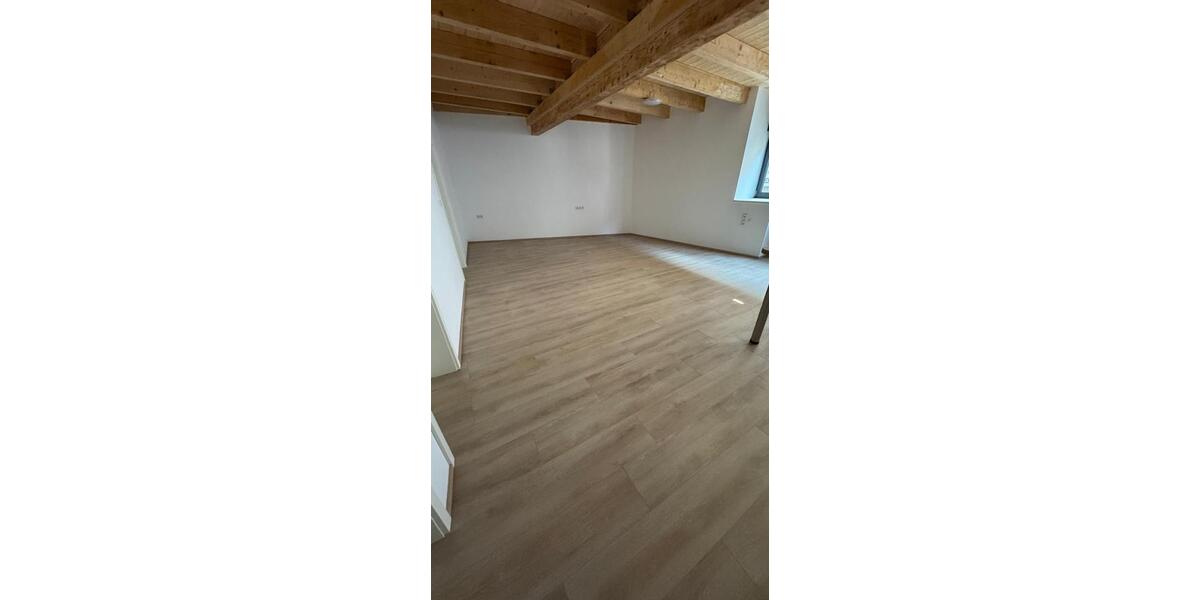 Erdgeschoßwohnung Beverungen - 4 Zimmer, 85 m&sup2;, 680&euro; | Angebot:26491229