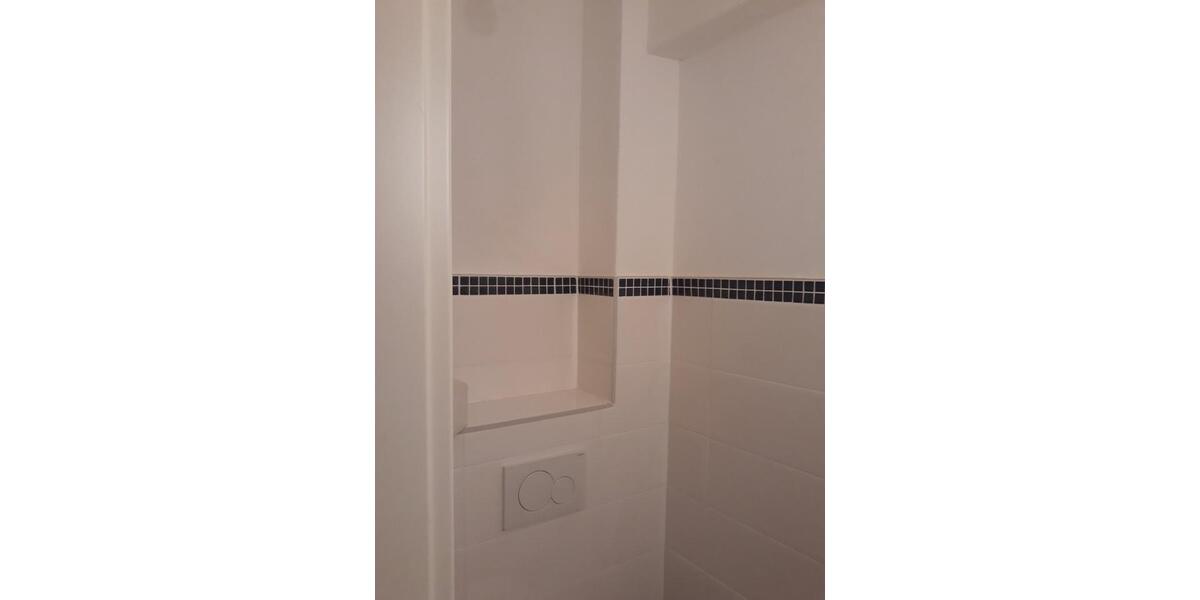 Erdgeschoßwohnung Bad Urach - 2 Zimmer, 32 m&sup2;, 310&euro; | Angebot:25843435