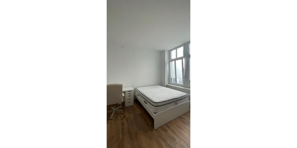 Etagenwohnung Bonn - 1 Zimmer, 20 m&sup2;, 750&euro; | Angebot:26137798