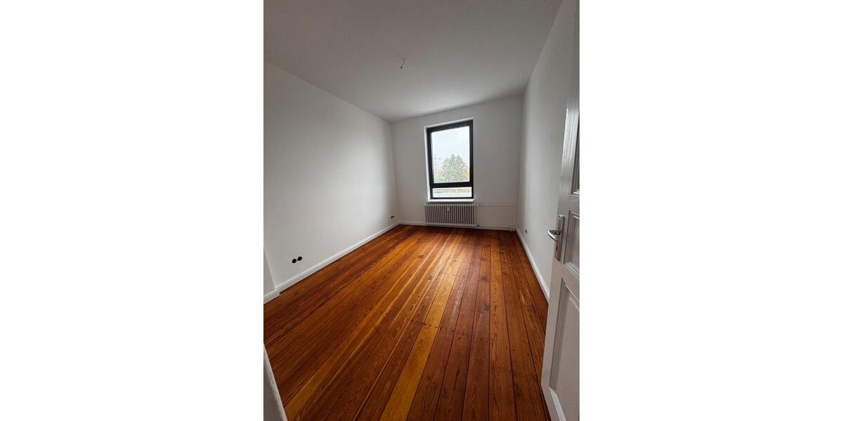 Helle Altbauwohnung in Bergedorf 2 zimmer