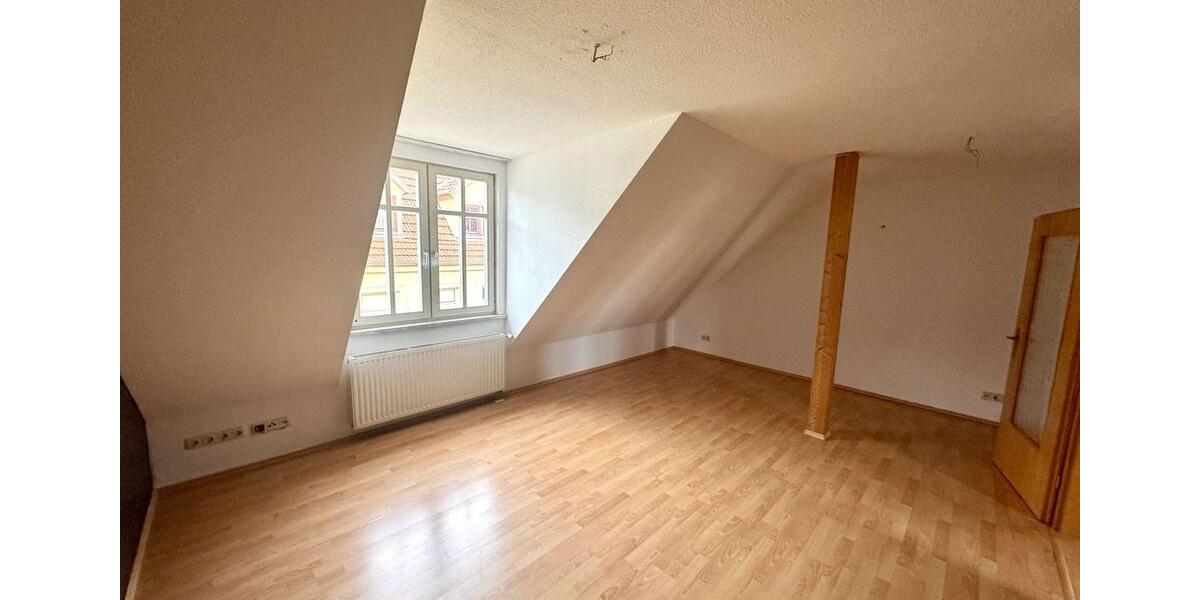 Etagenwohnung Ballenstedt - 2 Zimmer, 82 m&sup2;, 530&euro; | Angebot:24954280