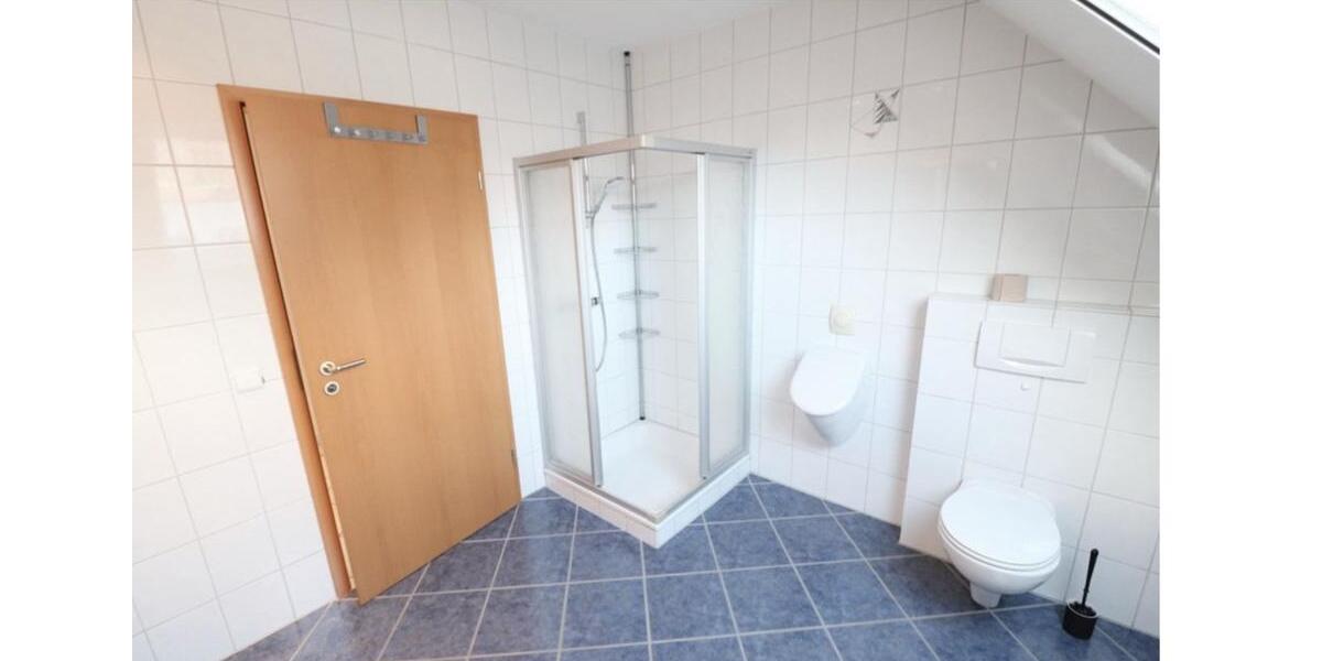 Dachgeschoßwohnung Cloppenburg - 4 Zimmer, 95 m&sup2;, 999&euro; | Angebot:26593240