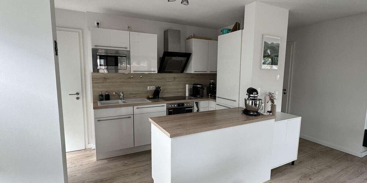 Etagenwohnung Rostock - Hohe Düne Hohe Düne - 3 Zimmer, 100 m&sup2;, 1.500&euro; | Angebot:25079220