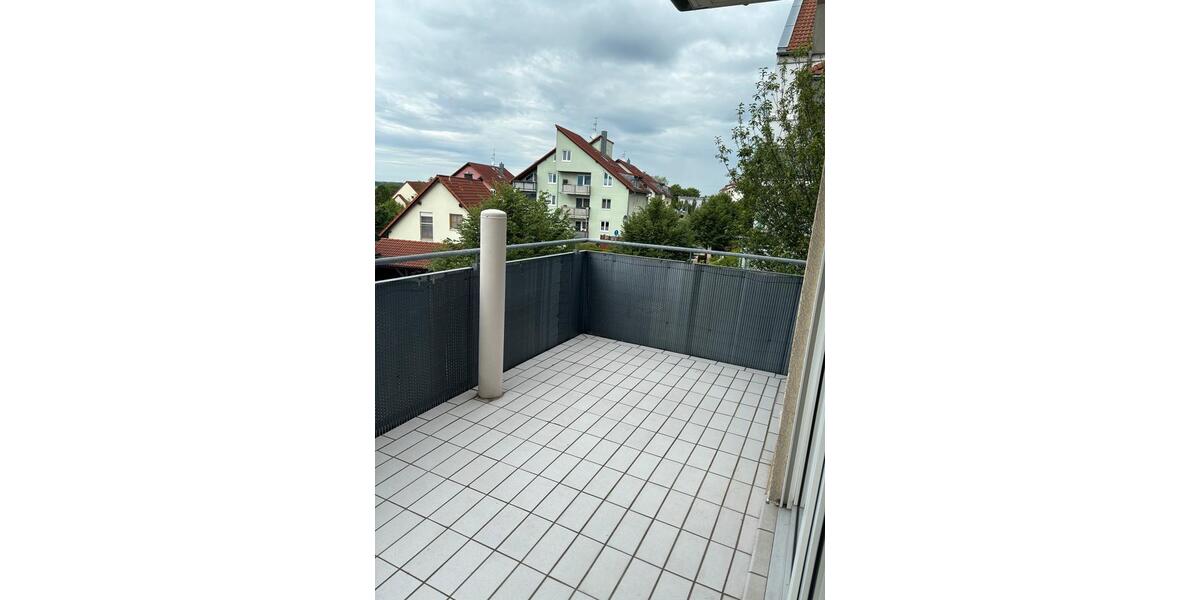 Etagenwohnung Stolpen - 3 Zimmer, 90 m&sup2;, 750&euro; | Angebot:25994643