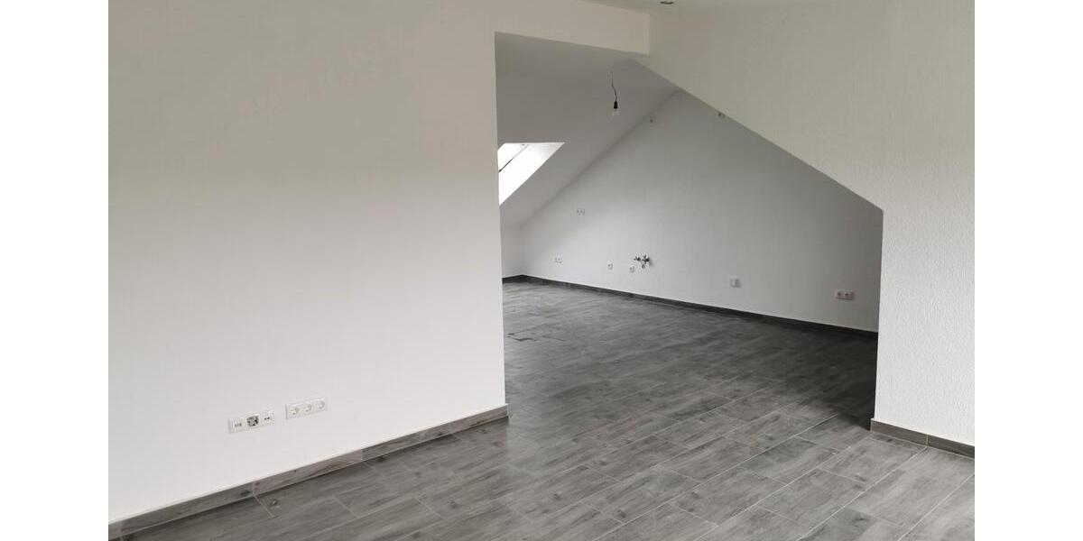Dachgeschoßwohnung Fritzlar - 3 Zimmer, 75 m&sup2;, 750&euro; | Angebot:26634049