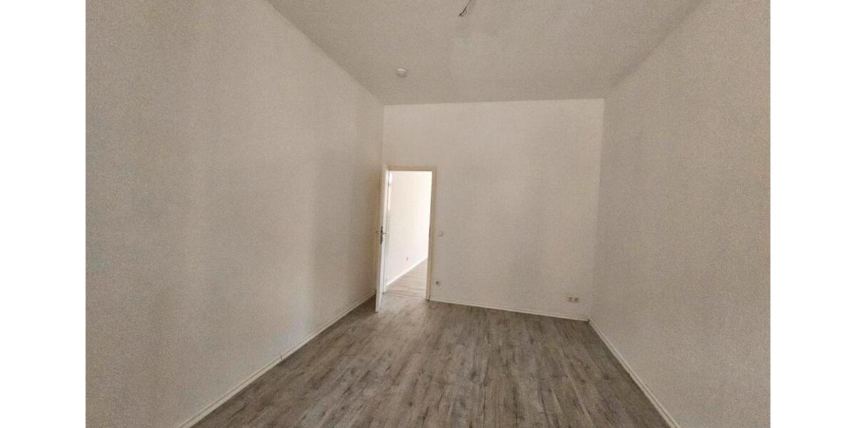 Erdgeschoßwohnung Crimmitschau - 4 Zimmer, 135 m&sup2;, 1.249&euro; | Angebot:24773905