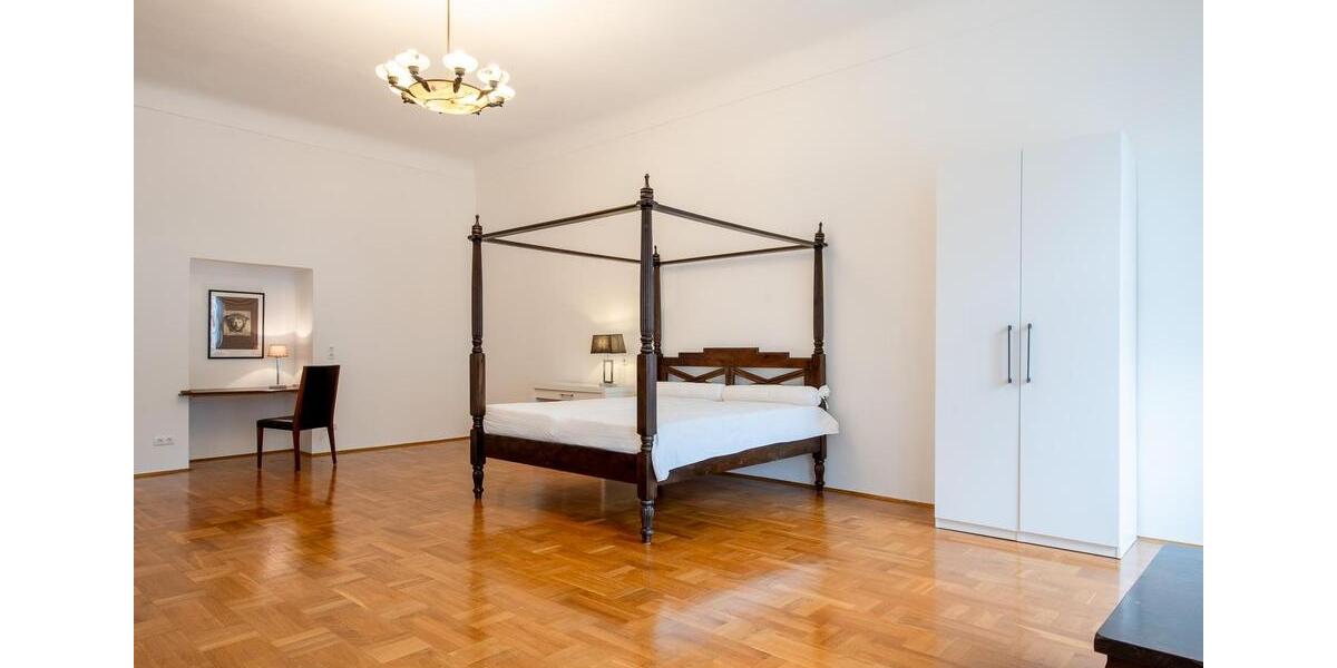 Elegante Altbauwohnung 3 zimmer