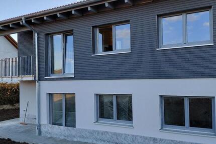 Wohnung Neustadt an der Aisch - 3 Zimmer, 90 m&sup2;, 1.000&euro; | Angebot:24569993