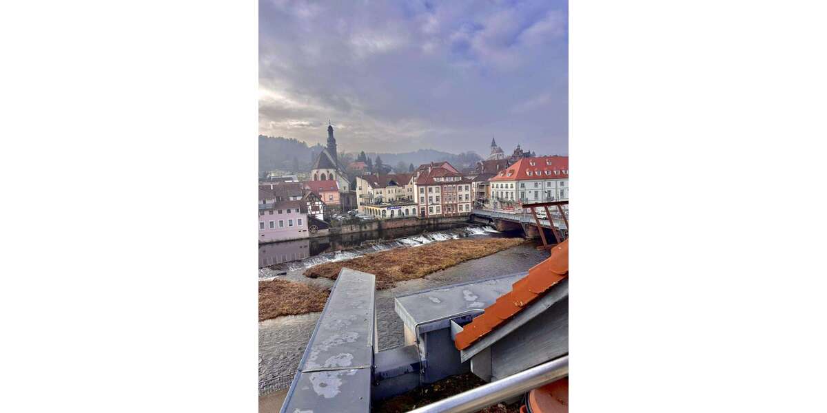 Etagenwohnung Gernsbach - 3 Zimmer, 122 m&sup2;, 1.350&euro; | Angebot:24377131