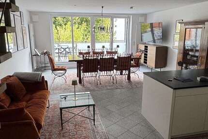 Wohnung Ingolstadt Altstadt Südwest - 3 Zimmer, 102 m&sup2;, 1.800&euro; | Angebot:24701947