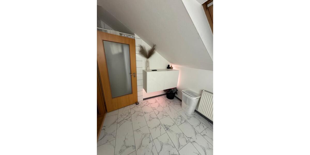 Dachgeschoßwohnung Osann-Monzel Monzel - 3 Zimmer, 75 m&sup2;, 740&euro; | Angebot:25968196