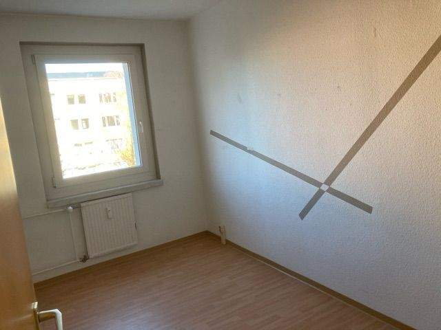 Etagenwohnung Görlitz Weinhübel - 4 Zimmer, 68 m&sup2;, 410&euro; | Angebot:25800664